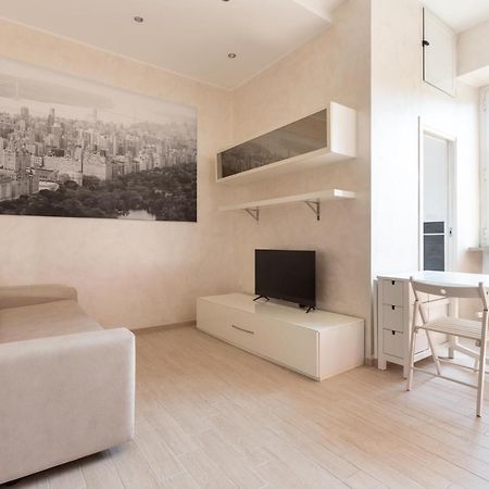 Zara Bright Flat Appartement Milaan Buitenkant foto