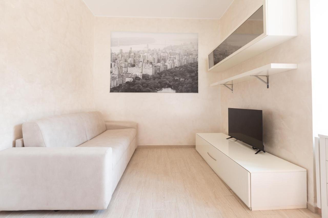 Zara Bright Flat Appartement Milaan Buitenkant foto